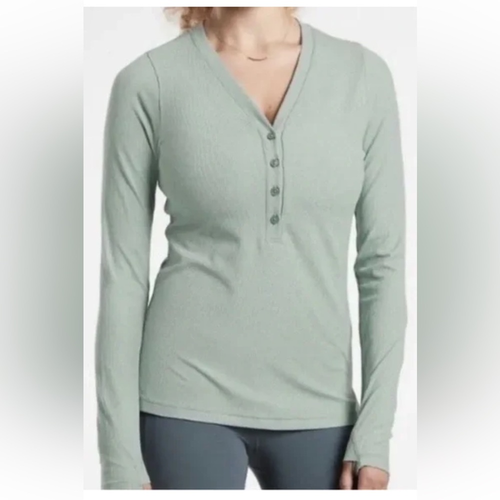 Athleta Uptempo Ribbed Henley Top in Heather Mint Green NWT Retail $49